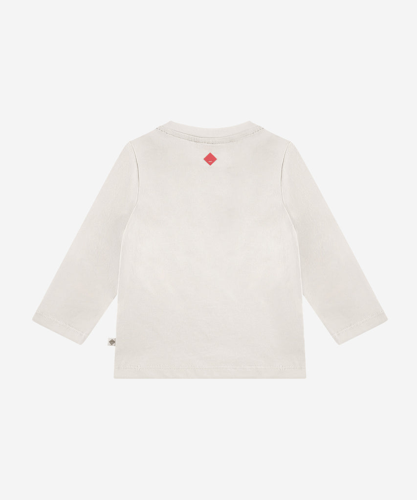 Details:&nbsp; This fashionable baby long sleeve t-shirt is made with an apple friend print on the front, a round neckline, and push buttons on the side for easy opening. Perfect for any little one, this long sleeve t-shirt provides both comfort and style.&nbsp;
Color: Creme&nbsp;
Composition:&nbsp; 95% BCI cotton/5% elasthan &nbsp;