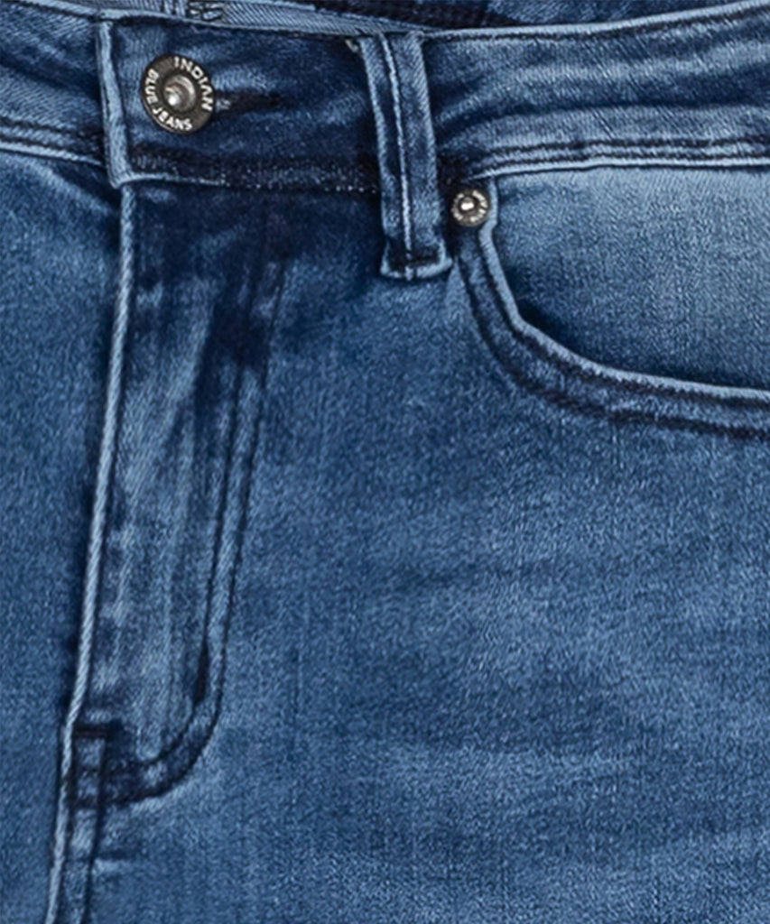 Details: &nbsp;Expertly crafted with a straight fit in medium blue denim, these jeans offer both style and practicality. Featuring convenient pockets, belt loops, and a secure button and zip closure, they provide a comfortable and classic look for any occasion. &nbsp; Color: Medium blue denim&nbsp; Composition:&nbsp; 90% Cotton/ 8% Polyester/ 2% Elastane &nbsp;