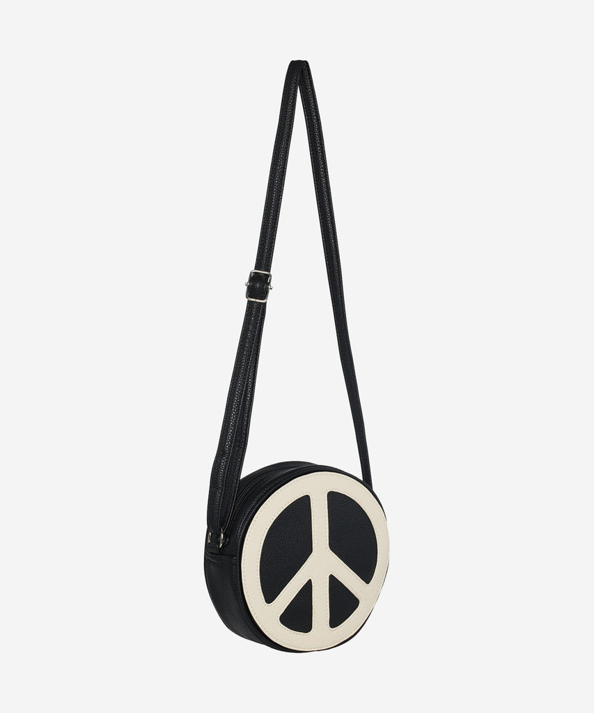 Details: &nbsp;Round, black shoulder bag with an adjustable strap and a white peace sign that is sewn on With this stylish bag, you're sure to be a hit no matter where your day takes you!&nbsp;
Color: Black&nbsp;
Composition:&nbsp; 100% Polyurethane&nbsp;