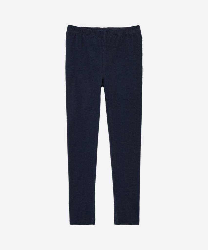  Details:&nbsp;Expertly crafted navy blue leggings from s.Oliver. The elastic waistband provides a comfortable fit, while the classic design adds a touch of sophistication. Perfect for any occasion, these leggings will become a staple in your wardrobe.&nbsp;
Color: Navy blue&nbsp;
Composition:&nbsp; 095%CO 005%EL 