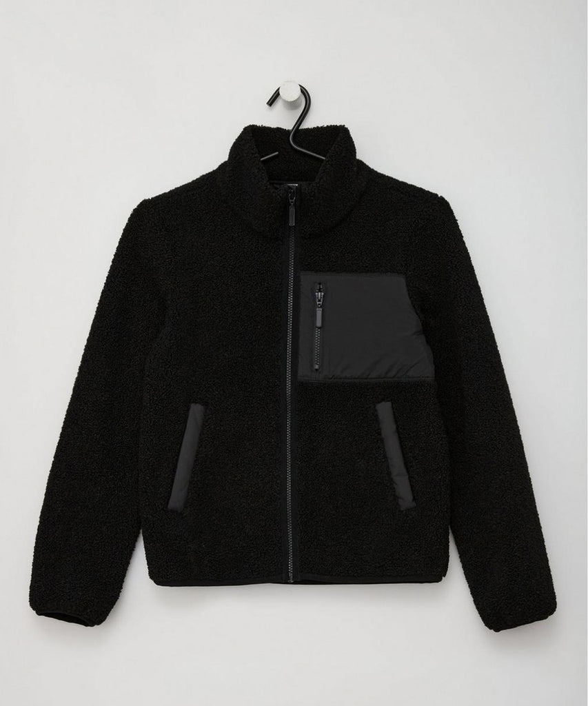 Details:&nbsp;This black Teddy Fleece Zip Jacket is the perfect choice for any teen boy looking for cozy comfort. Its teddy fleece material ensures warmth and softness, while the zip closure and pockets add functionality to the stylish design. Stay warm and stylish with this must-have jacket.&nbsp;
Color: Black&nbsp;&nbsp;
Composition:&nbsp; 100%PES &nbsp;