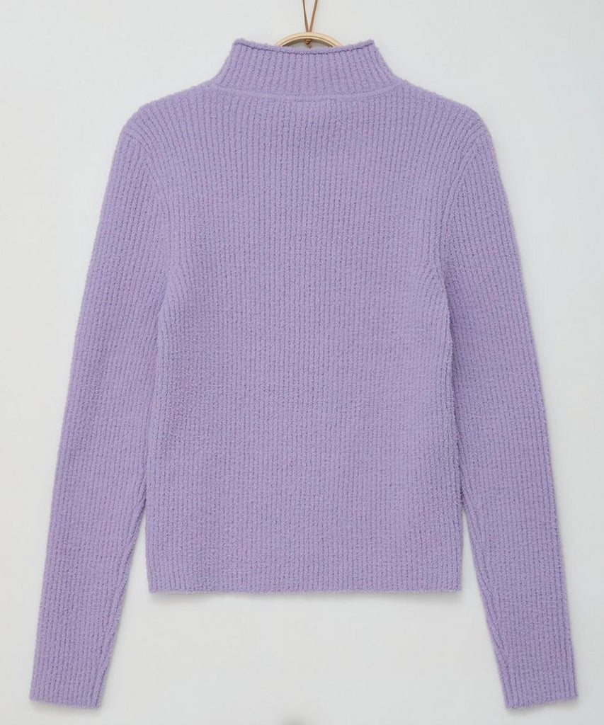 Details:&nbsp;Expertly crafted in soft knit rib fabric, this pullover in a delicate shade of lavender is a versatile addition to your wardrobe. The rib knit construction offers a comfortable and flattering fit, making it perfect for both casual and dressy occasions. Upgrade your style with this must-have piece.&nbsp;
Color: Lavender&nbsp;
Composition:&nbsp; Winter'24 &nbsp;