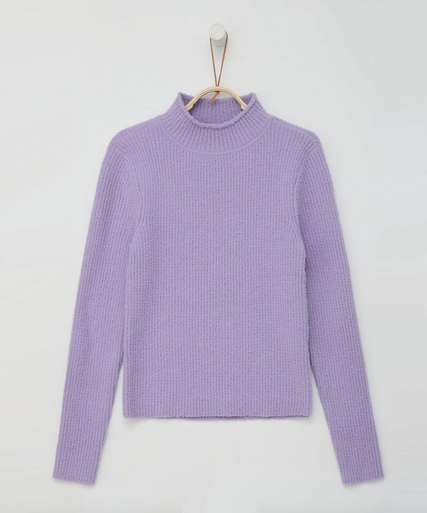 Details:&nbsp;Expertly crafted in soft knit rib fabric, this pullover in a delicate shade of lavender is a versatile addition to your wardrobe. The rib knit construction offers a comfortable and flattering fit, making it perfect for both casual and dressy occasions. Upgrade your style with this must-have piece.&nbsp;
Color: Lavender&nbsp;
Composition:&nbsp; Winter'24 &nbsp;