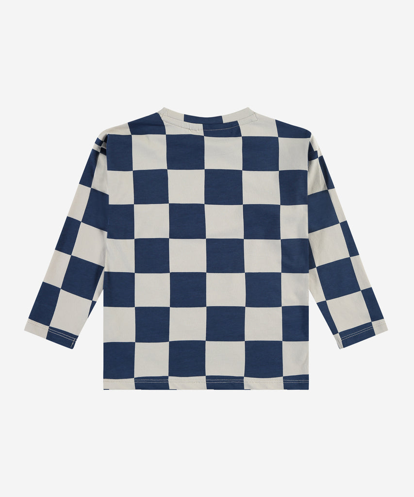 Details:&nbsp;Introducing our LS T-Shirt Checkered Blue, a perfect addition to your wardrobe. This long sleeve t-shirt features a stylish checkered pattern in blue and white, giving you a versatile and trendy look. The round neckline adds a touch of sophistication, making it a must-have for any fashion-forward individual. Upgrade your style today!&nbsp;
Color: Blue white&nbsp;
Composition: 95% BCI cotton/5% elasthan&nbsp;