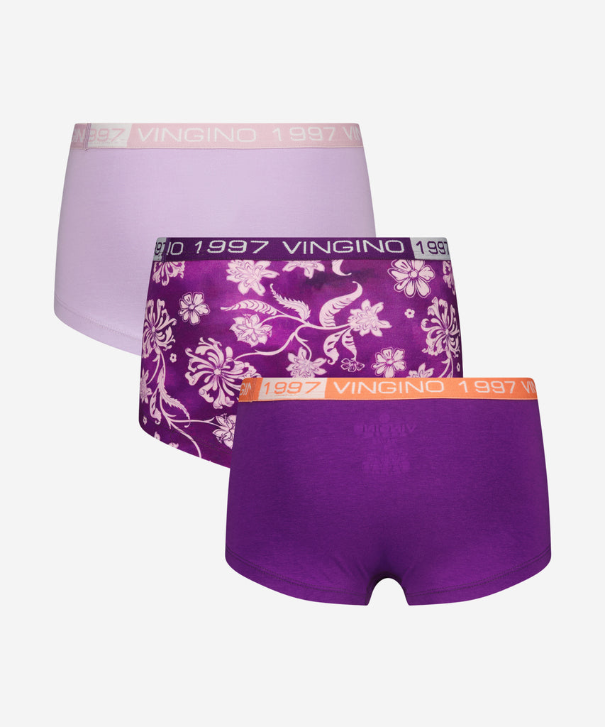 Details: Upgrade your underwear game with this 3-pack of hipster briefs featuring a vibrant ultra purple flower color. Made for comfort and style, these briefs are perfect for everyday wear. Get a pack today and enjoy the ultimate combination of fashion and function.&nbsp;
Color: Ultra purple&nbsp;
Composition:&nbsp; 95% Cotton / 5% Elastane &nbsp;