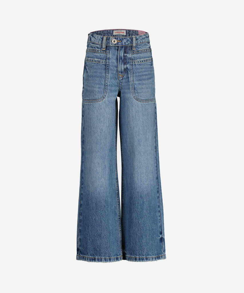 Details:&nbsp;Expertly crafted and stylish, the Cassie wide leg jeans in blue vintage are a must-have addition to any fashion-forward wardrobe. With functional pockets, zip and button closure and practical belt loops, these jeans offer both style and functionality. Elevate your denim game with these on-trend jeans.&nbsp;
Color: &nbsp;Blue vintage denim&nbsp;
Composition:&nbsp; 100% Cotton &nbsp;